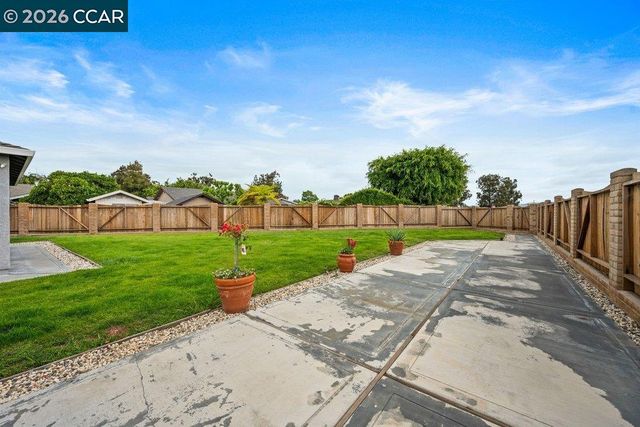 6162 Guava Pl., Newark, CA 94560