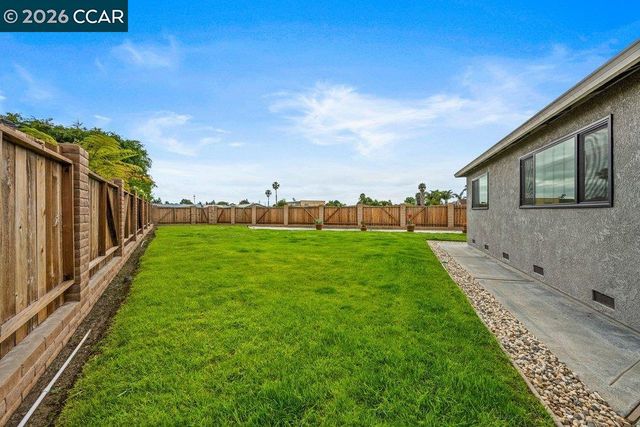 6162 Guava Pl., Newark, CA 94560
