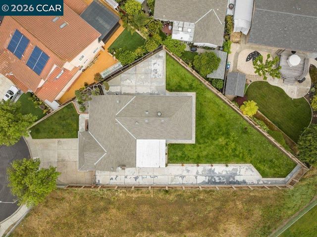 6162 Guava Pl., Newark, CA 94560
