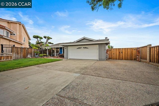 6162 Guava Pl., Newark, CA 94560