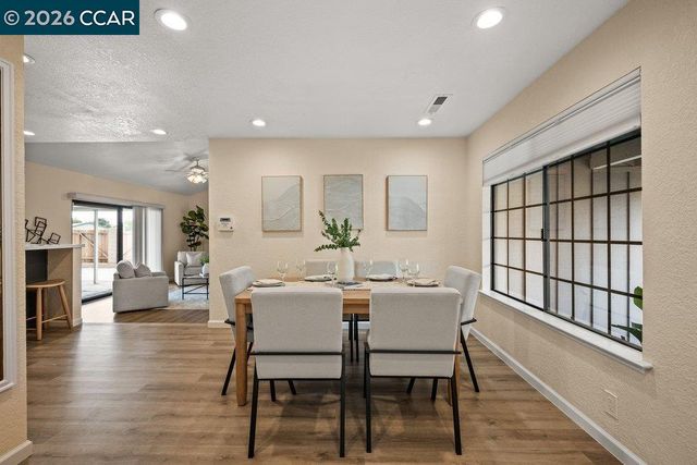 6162 Guava Pl., Newark, CA 94560