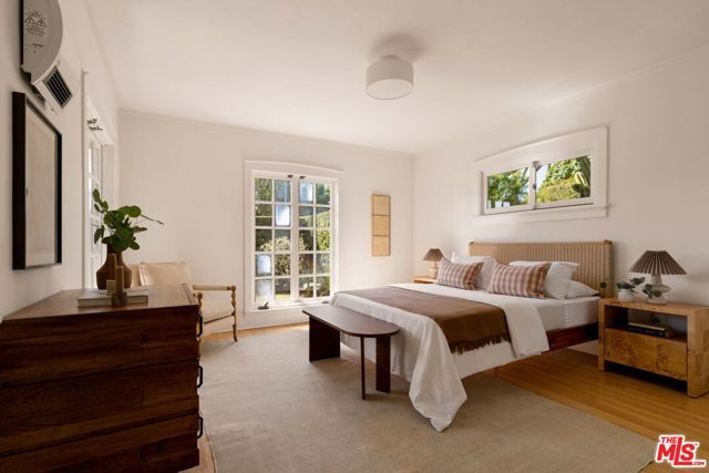 1412 Laveta Terrace, Los Angeles, CA 90026
