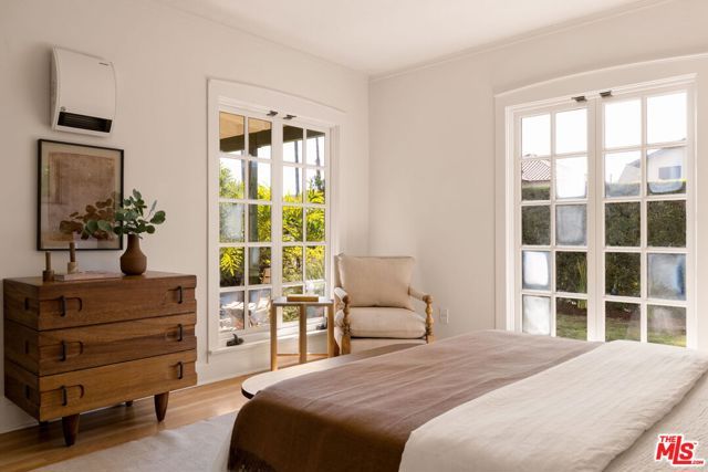 1412 Laveta Terrace, Los Angeles, CA 90026