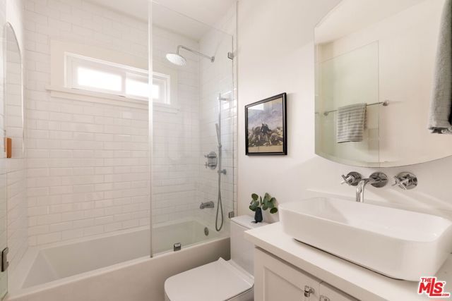 1412 Laveta Terrace, Los Angeles, CA 90026