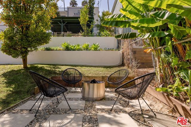 1412 Laveta Terrace, Los Angeles, CA 90026