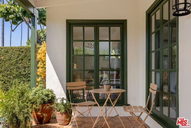 1412 Laveta Terrace, Los Angeles, CA 90026