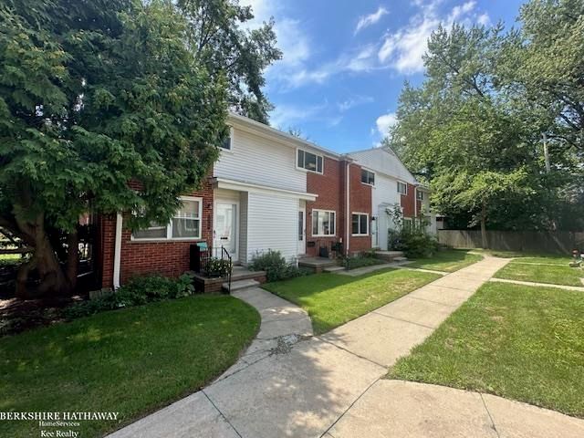 2115 Marywood Drive, Royal Oak, MI 48073