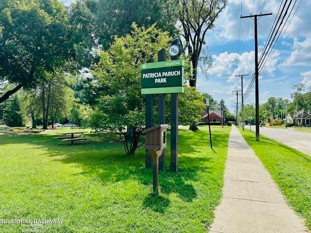 2115 Marywood Drive, Royal Oak, MI 48073