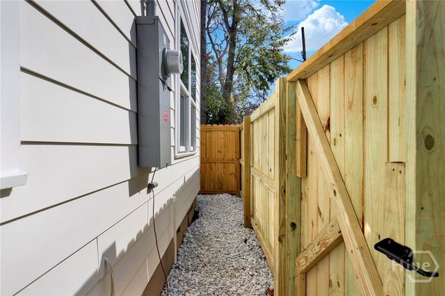 1012 Atlantic, Savannah, GA 31401