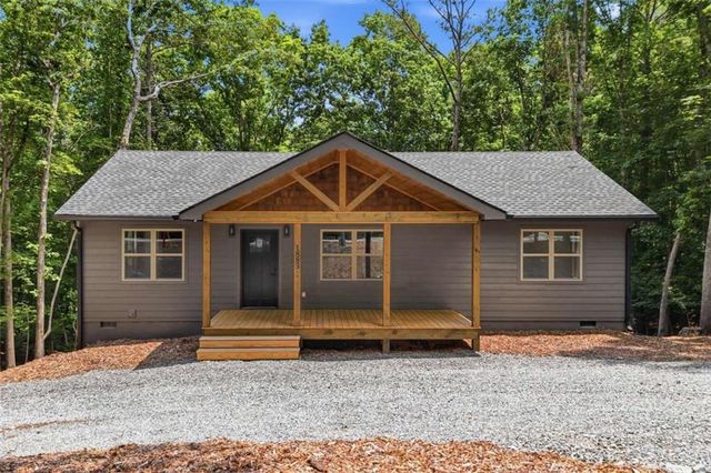 1883 Newport Drive, Ellijay, GA 30540