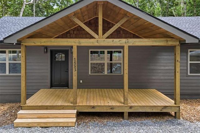 1883 Newport Drive, Ellijay, GA 30540