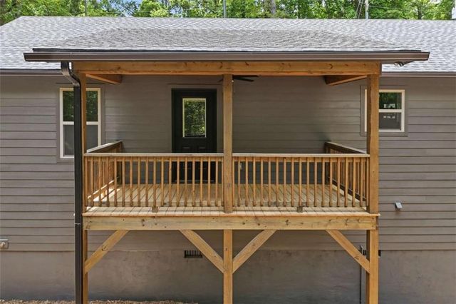 1883 Newport Drive, Ellijay, GA 30540