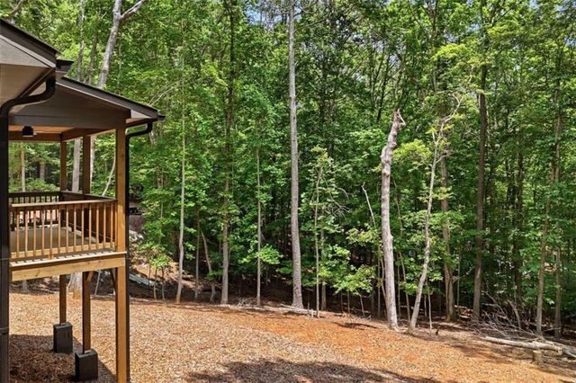 1883 Newport Drive, Ellijay, GA 30540