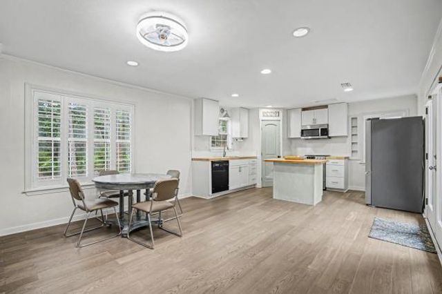 716 Itasca Place, Dauphin Island, AL 36528