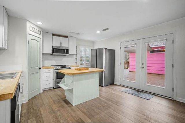 716 Itasca Place, Dauphin Island, AL 36528