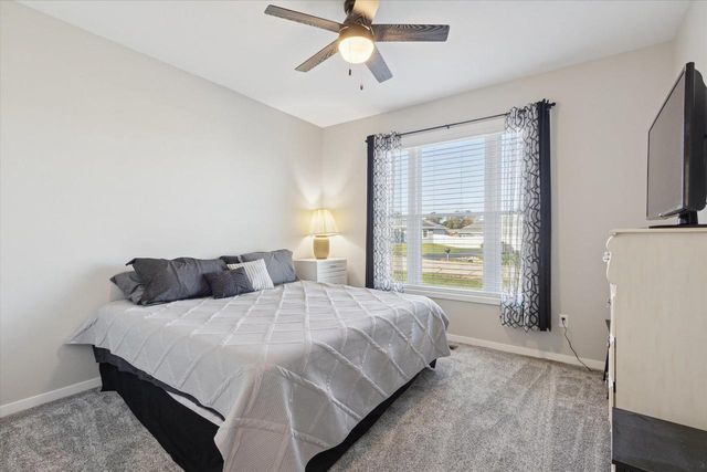 3189 S Warbler Court, Beloit, WI 53511