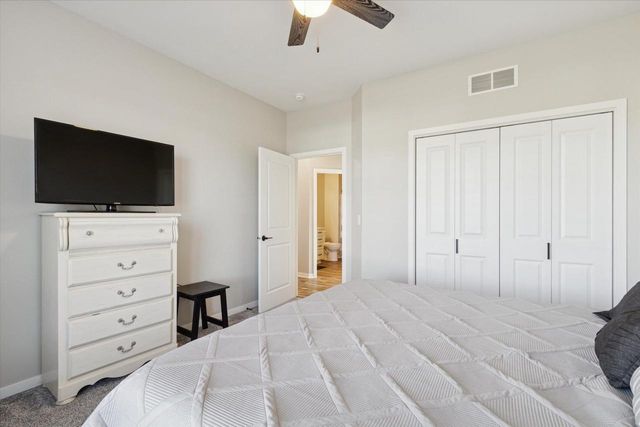 3189 S Warbler Court, Beloit, WI 53511