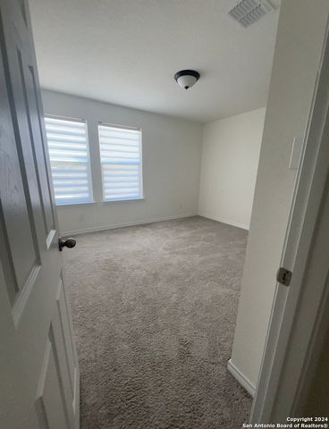 4835 VIA SONOMA TRL, Converse, TX 78109