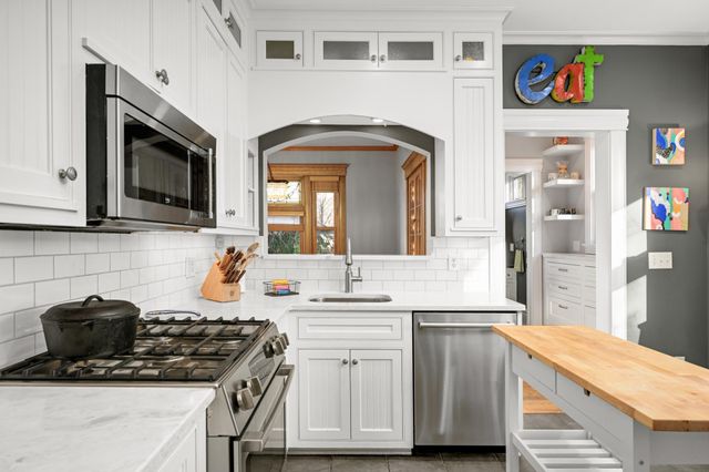 1715 W 31st Street, Minneapolis, MN 55408