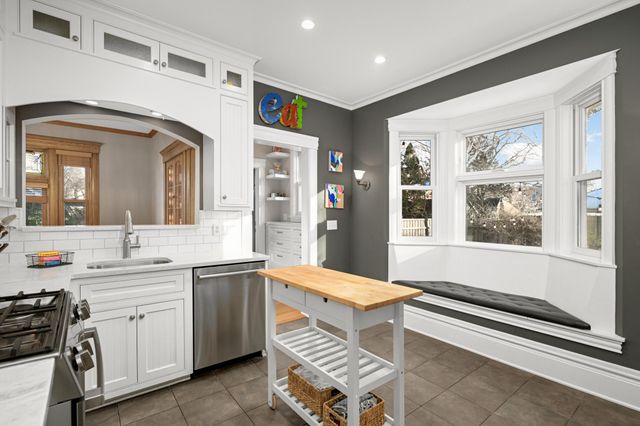 1715 W 31st Street, Minneapolis, MN 55408