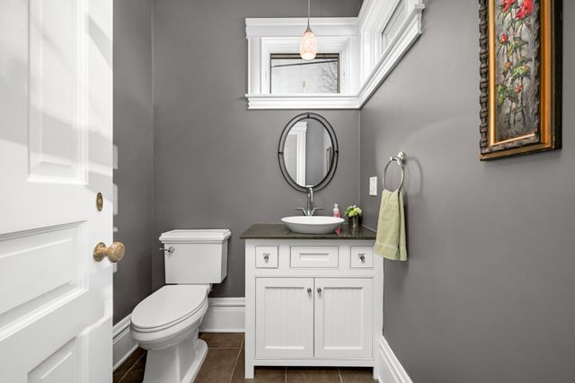 1715 W 31st Street, Minneapolis, MN 55408