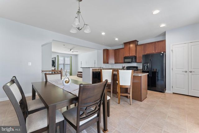 320 STREAMVIEW DR, Fredericksburg, VA 22405