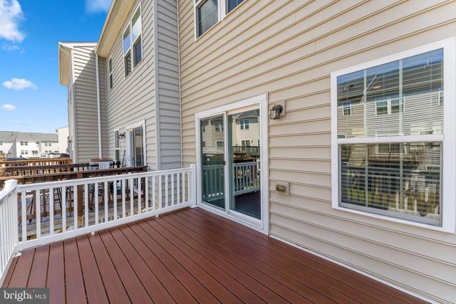 320 STREAMVIEW DR, Fredericksburg, VA 22405