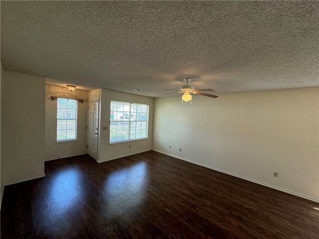 314 S 11th Place, Rogers, AR 72756