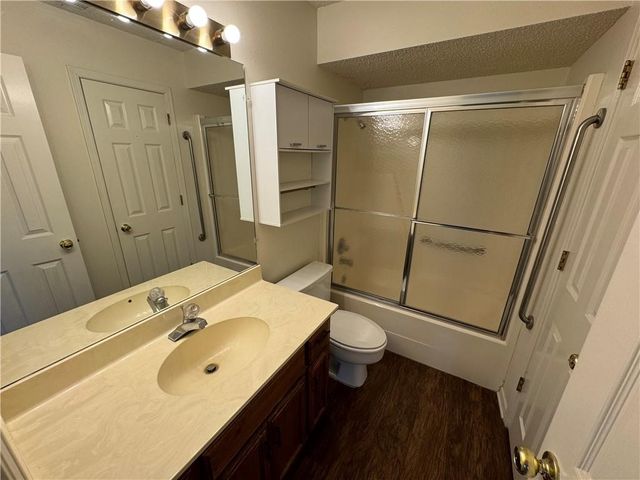 314 S 11th Place, Rogers, AR 72756