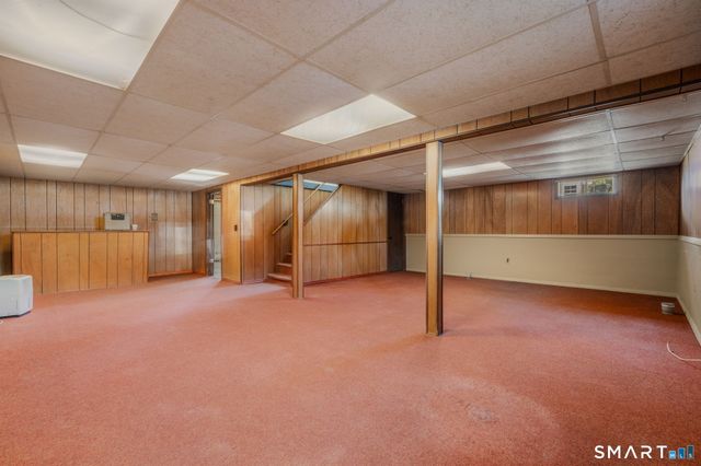 10 Lark Street, Waterford, CT 06385