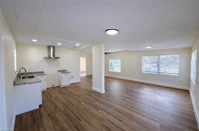 261 Miramar RD, Fort Myers, FL 33905