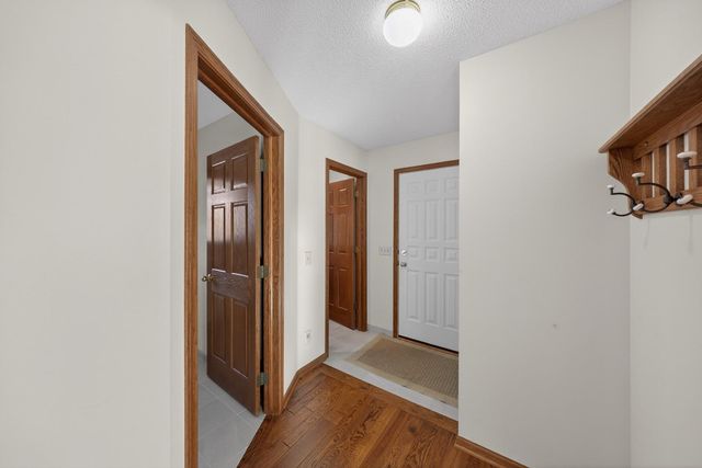 1477 Laurel Court SE, Rochester, MN 55904