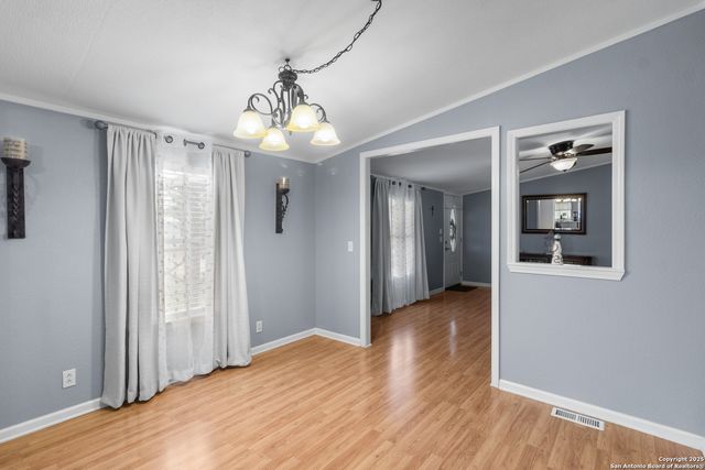 191 Big Rock Dr, Bandera, TX 78003