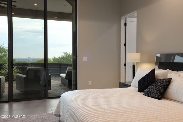 4690 W Long Ridge Place, Marana, AZ 85658