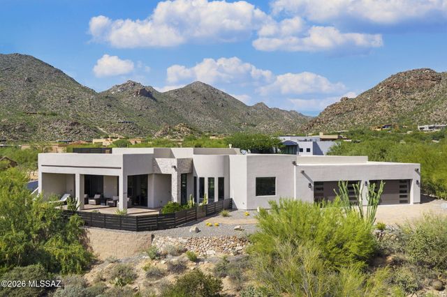 4690 W Long Ridge Place, Marana, AZ 85658