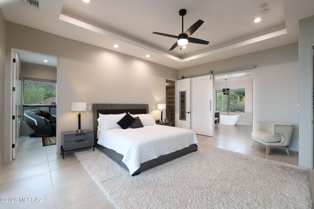 4690 W Long Ridge Place, Marana, AZ 85658