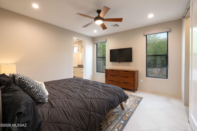 4690 W Long Ridge Place, Marana, AZ 85658