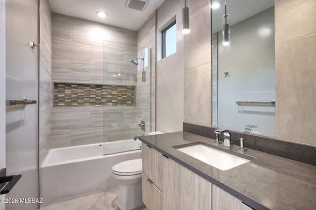 4690 W Long Ridge Place, Marana, AZ 85658