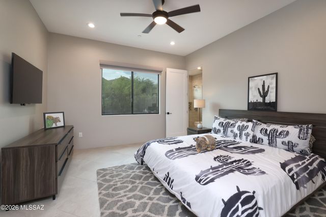 4690 W Long Ridge Place, Marana, AZ 85658