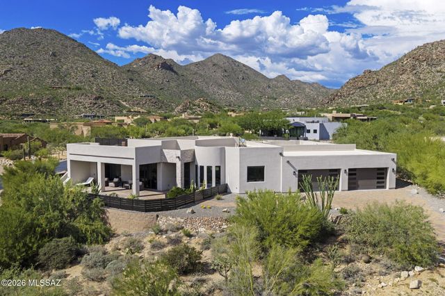 4690 W Long Ridge Place, Marana, AZ 85658