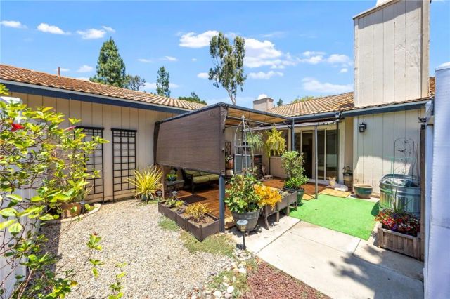 1103 Border, Corona, CA 92882