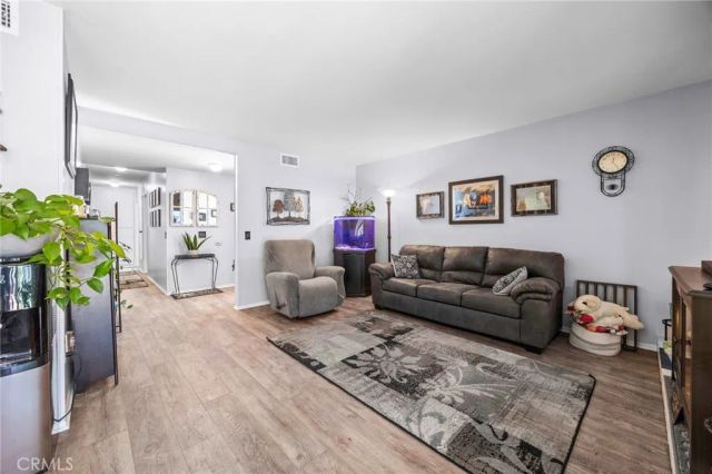 1103 Border, Corona, CA 92882