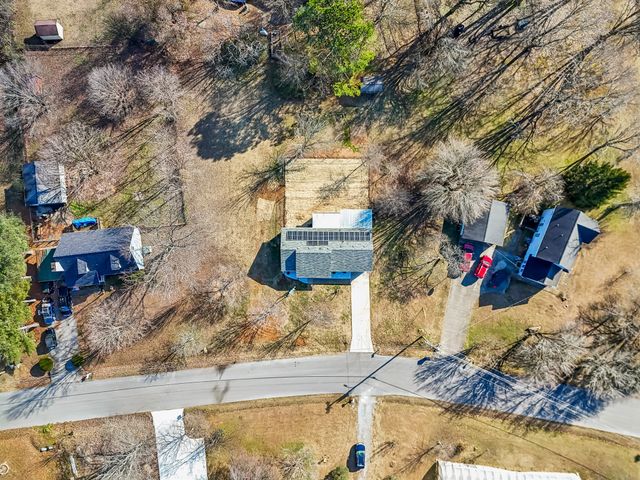 158 Suncrest Dr, La Vergne, TN 37086