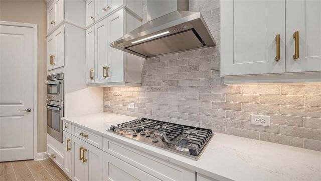6336 LAKE WOODRUFF COURT, Sarasota, FL 34241