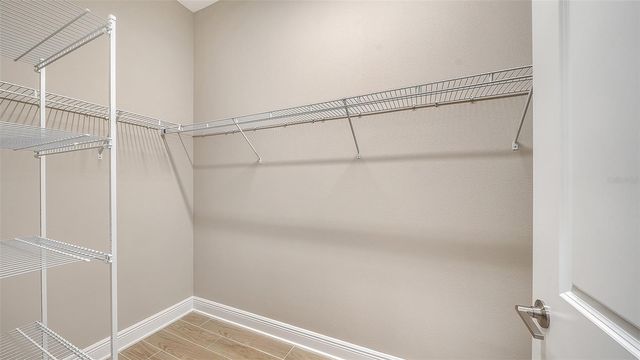 6336 LAKE WOODRUFF COURT, Sarasota, FL 34241