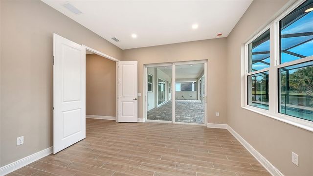 6336 LAKE WOODRUFF COURT, Sarasota, FL 34241