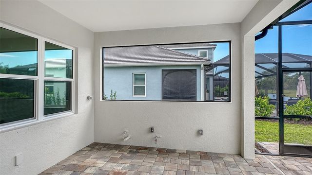 6336 LAKE WOODRUFF COURT, Sarasota, FL 34241