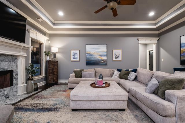 18905 Lochridge Drive, Little Rock, AR 72210