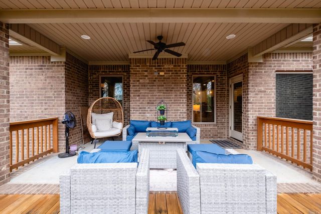 18905 Lochridge Drive, Little Rock, AR 72210