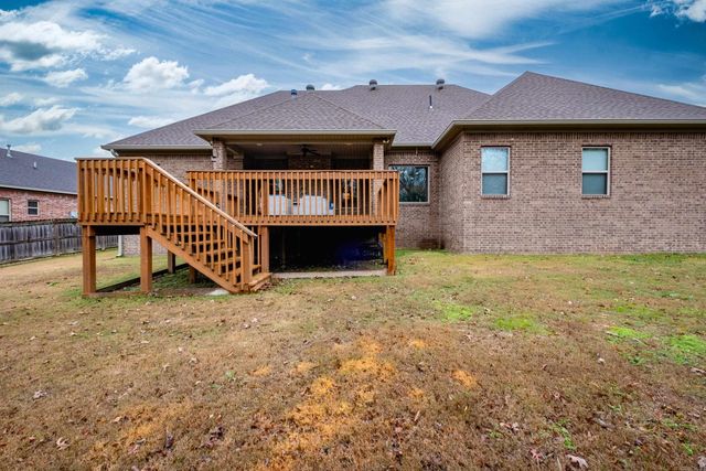 18905 Lochridge Drive, Little Rock, AR 72210